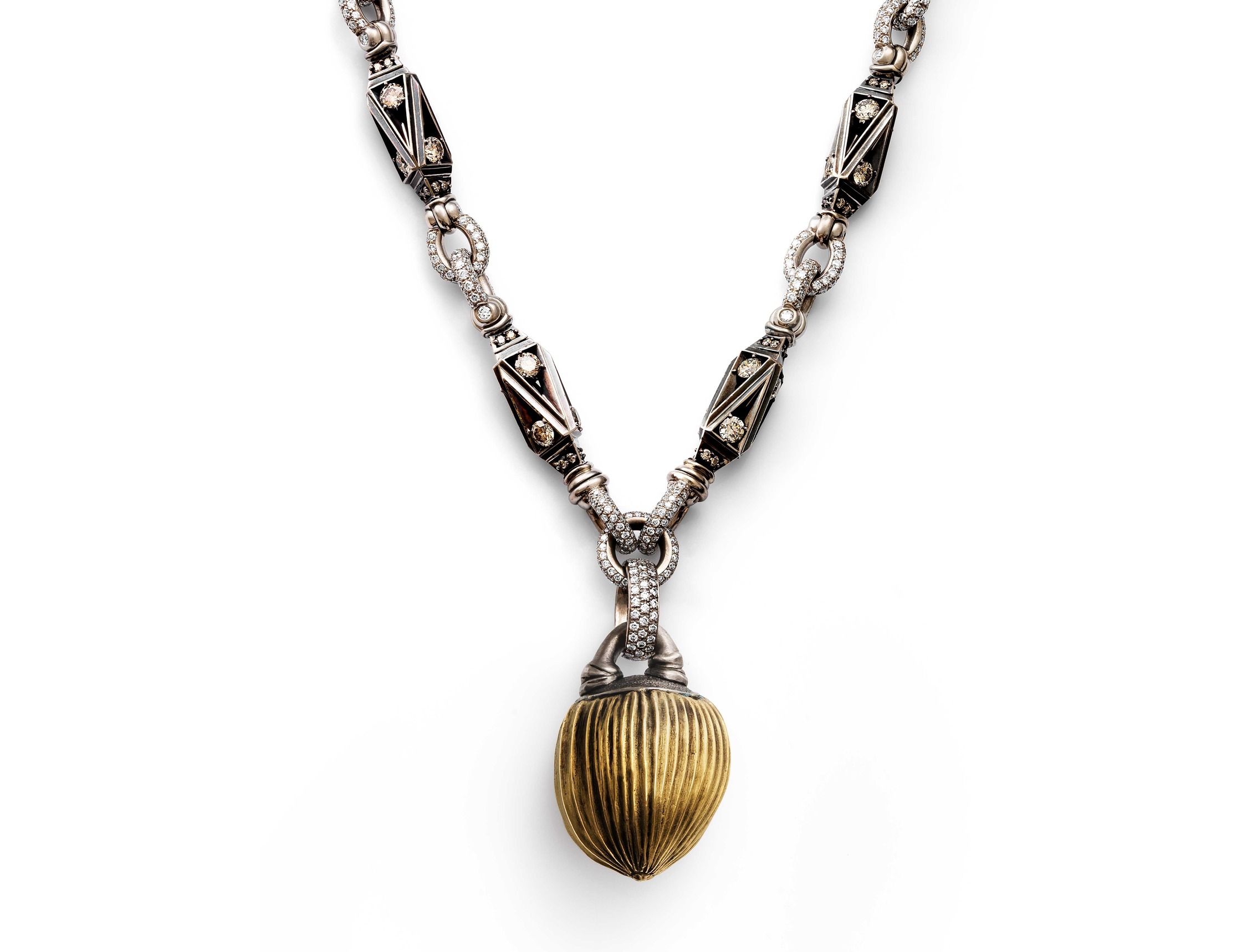 Avella pendant, full chain