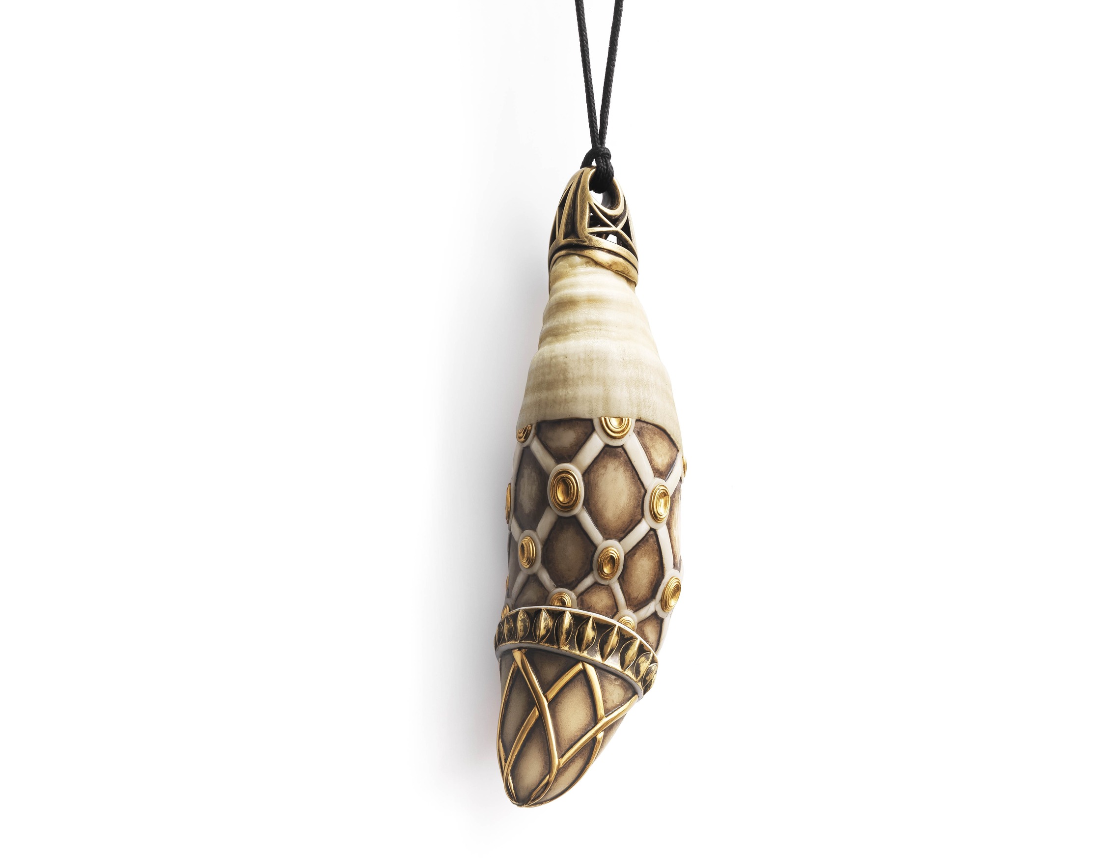 Inanna III pendant, full length